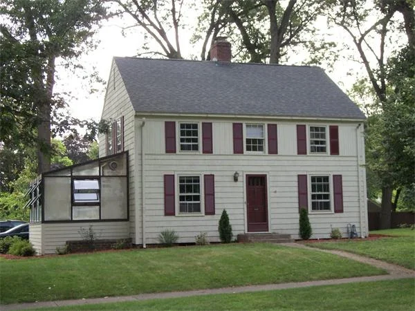 Photo of 288 Burbank Rd