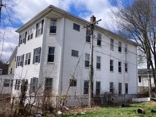 Photo of Unit 3 at 2 Esther St