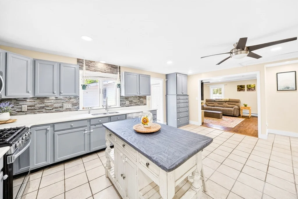 Photo of 84 Fowler Rd
