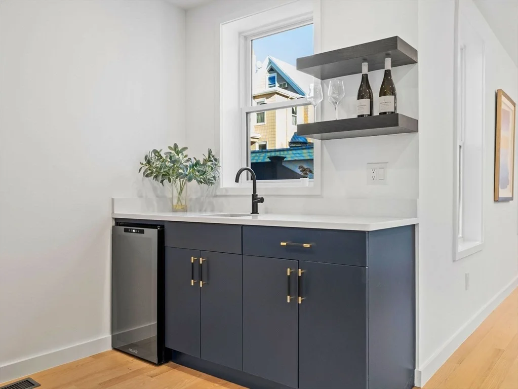 Photo of 9 Vinal Ave
