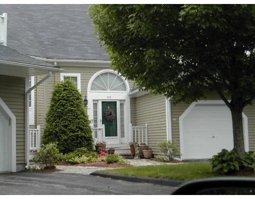 Photo of Unit 403 at 403 Browning Lane