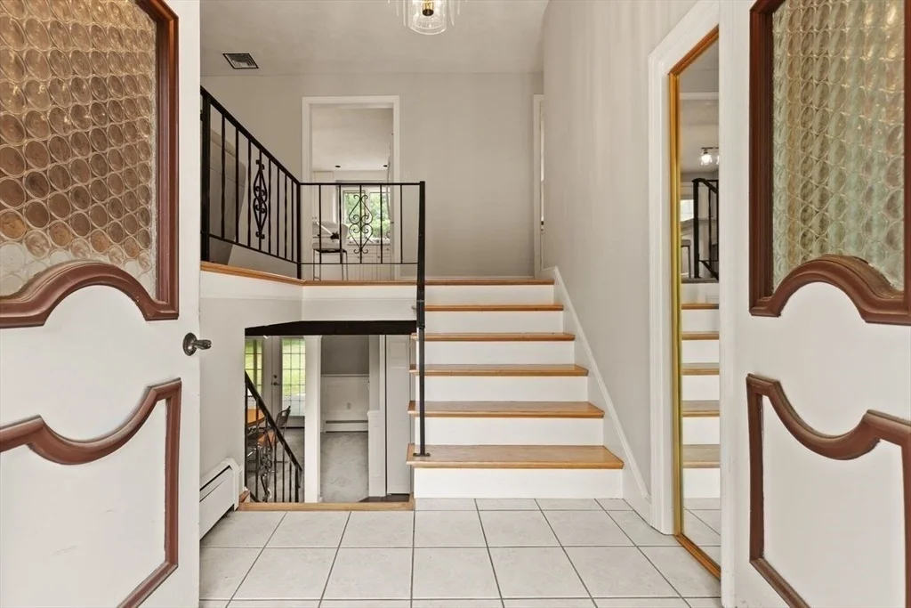 Photo of 18 Sunset Dr