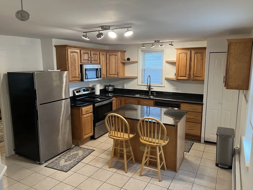 Photo of Unit A at 17 Main