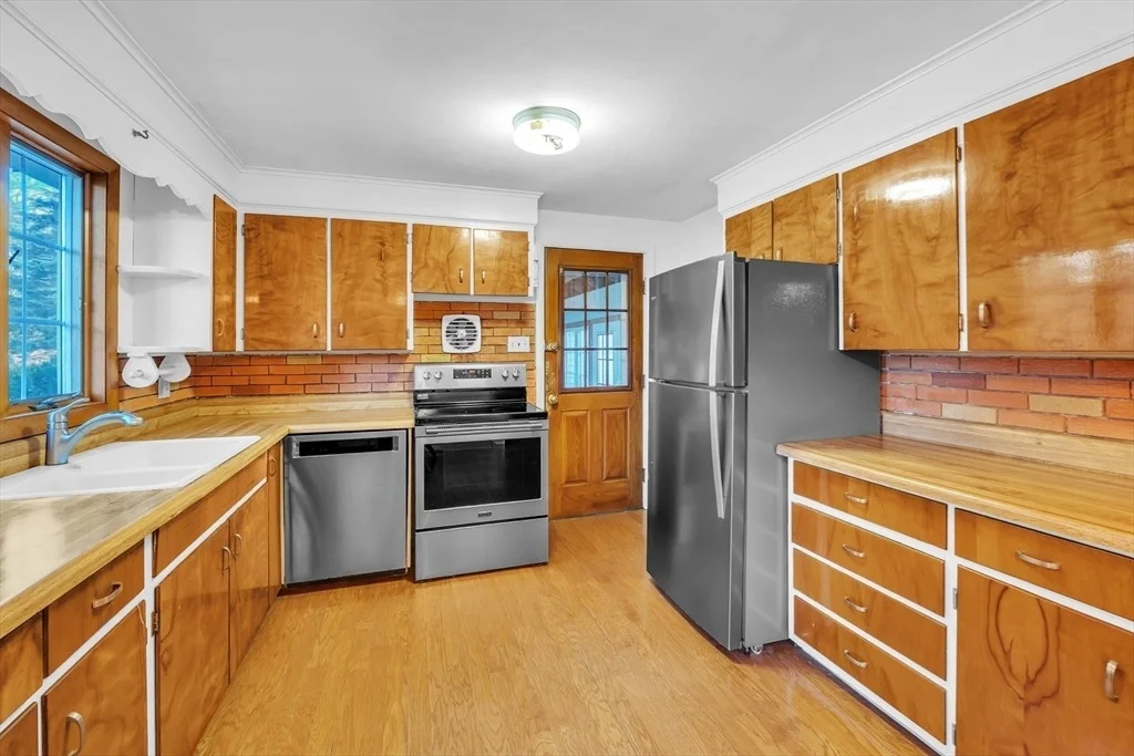 Photo of 4 Taylor Road