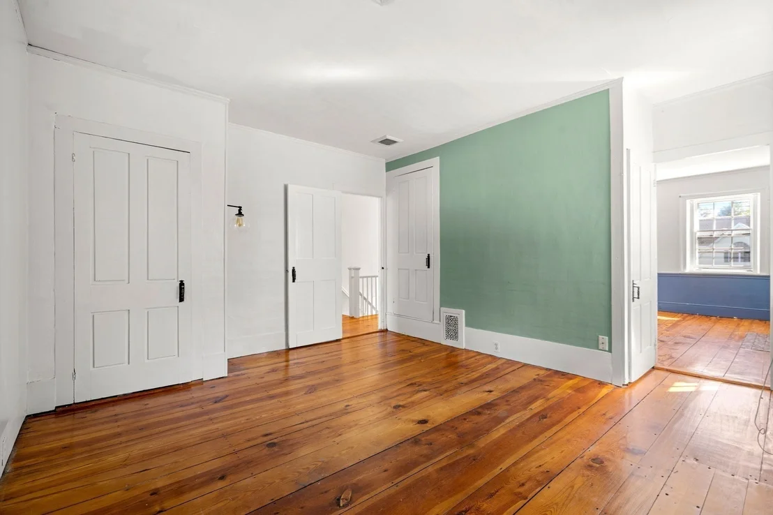 Photo of 53 Groton Rd