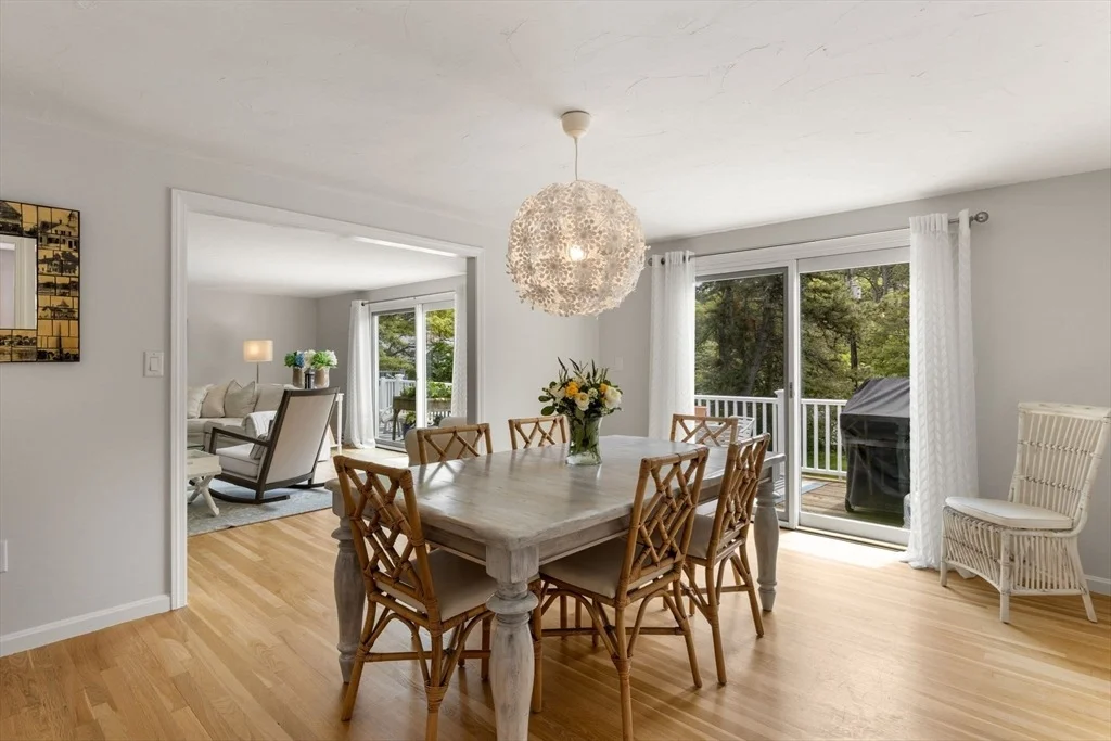 Photo of 240 Riverview Drive