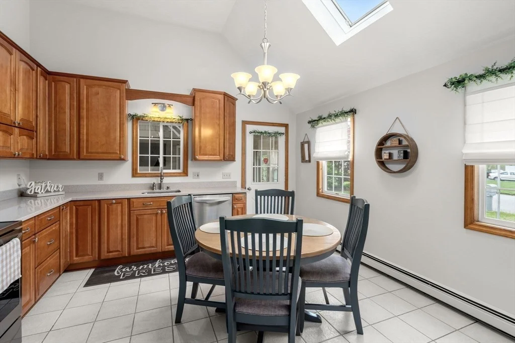 Photo of 77 Gregory Dr