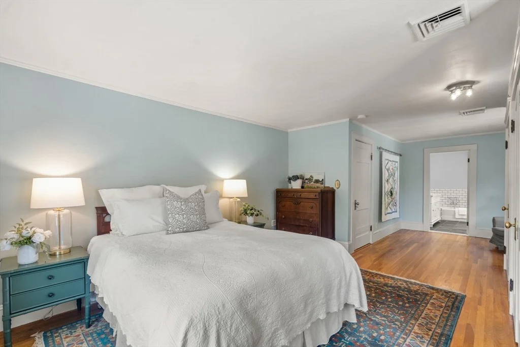 Photo of 96 Hudson Rd