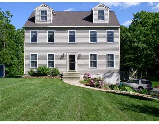 Photo of 54 Old Farm Rd