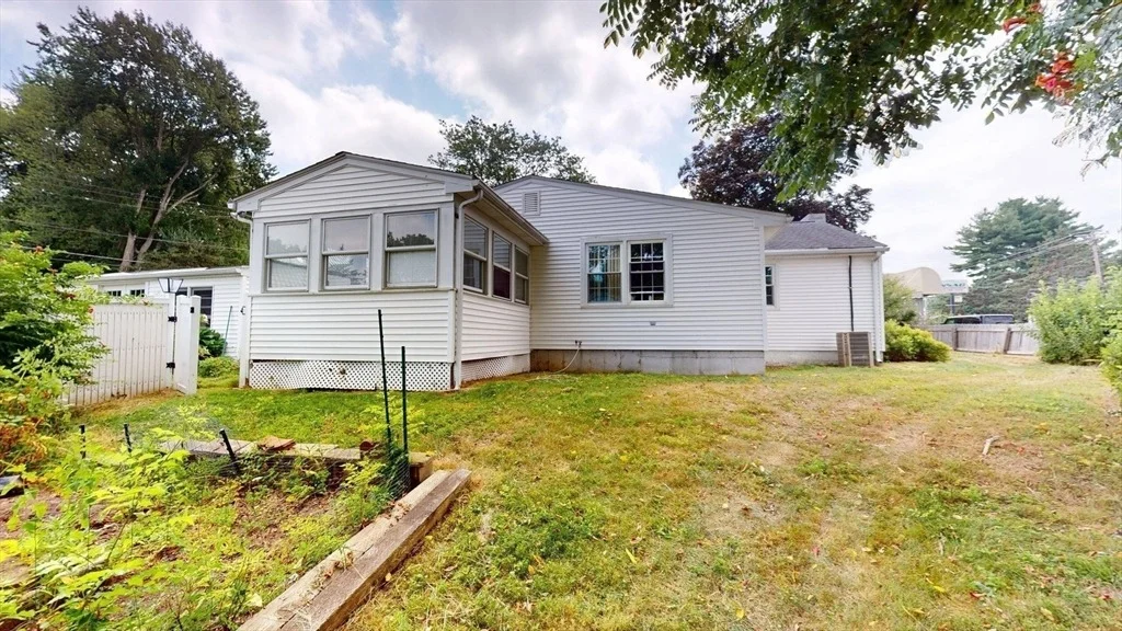 Photo of 8 Vincent Ave