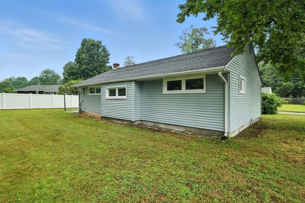 Photo of 17 Pebble Mill Rd