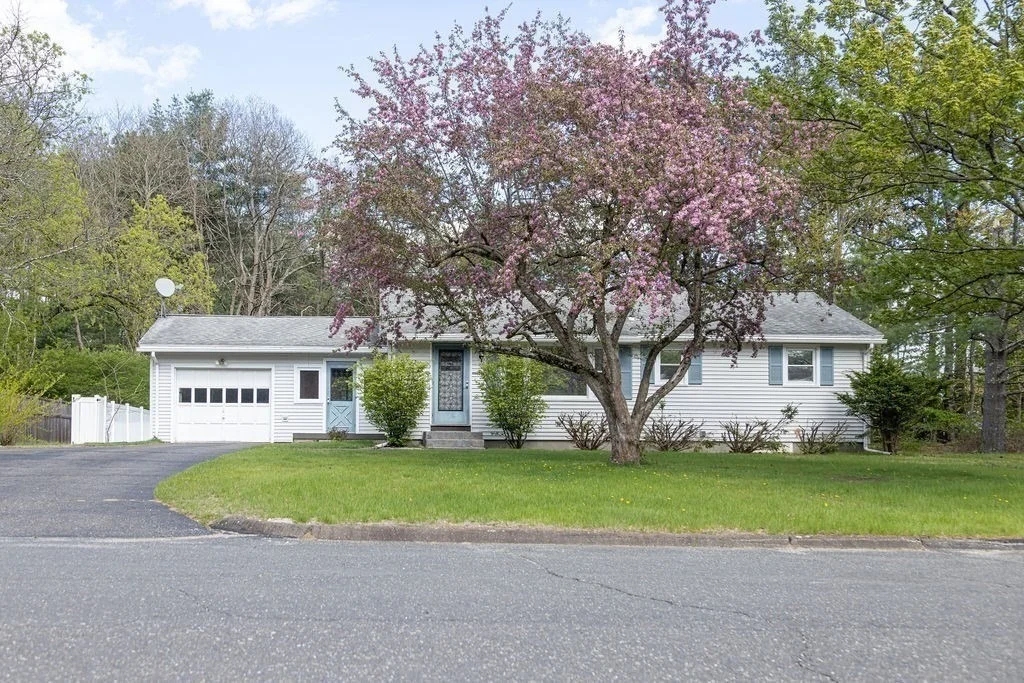 Photo of 142 Spruce Hill Ave