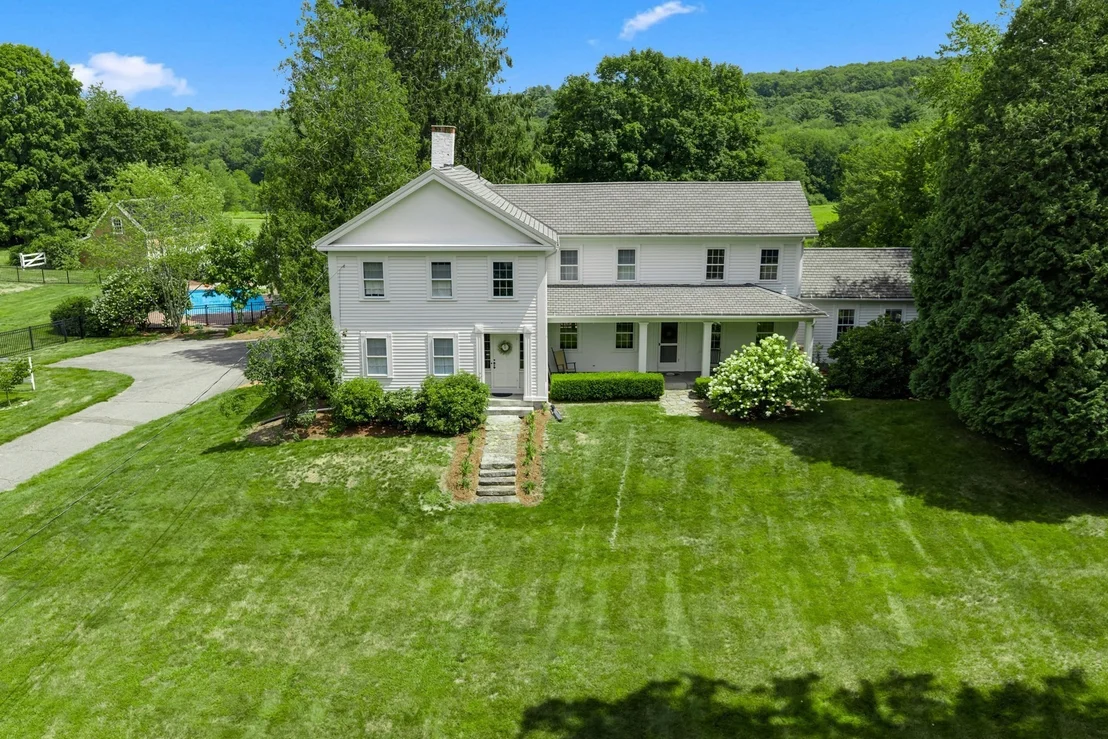 Photo of 304 Warren Rd