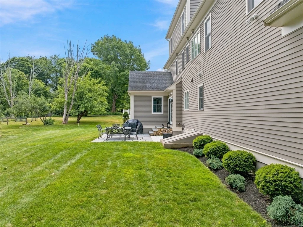 Photo of 7 Davis Rd