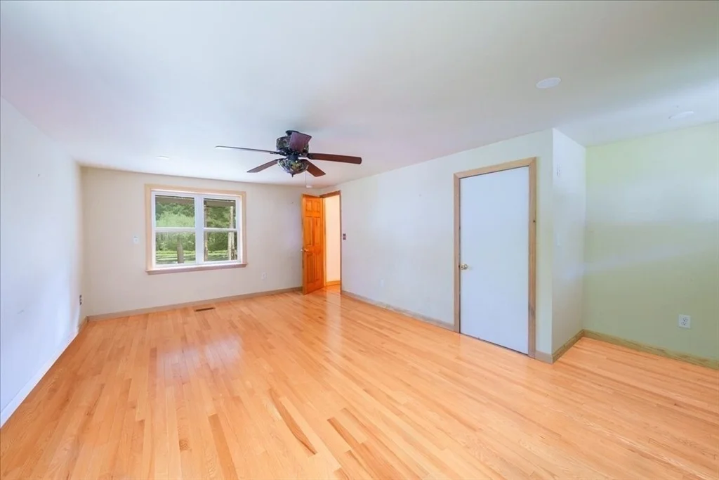 Photo of 13 Shore Ave