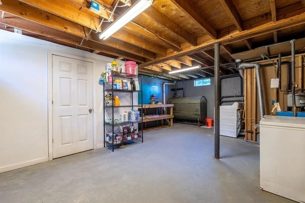 Photo of 33 Lakeview Ave