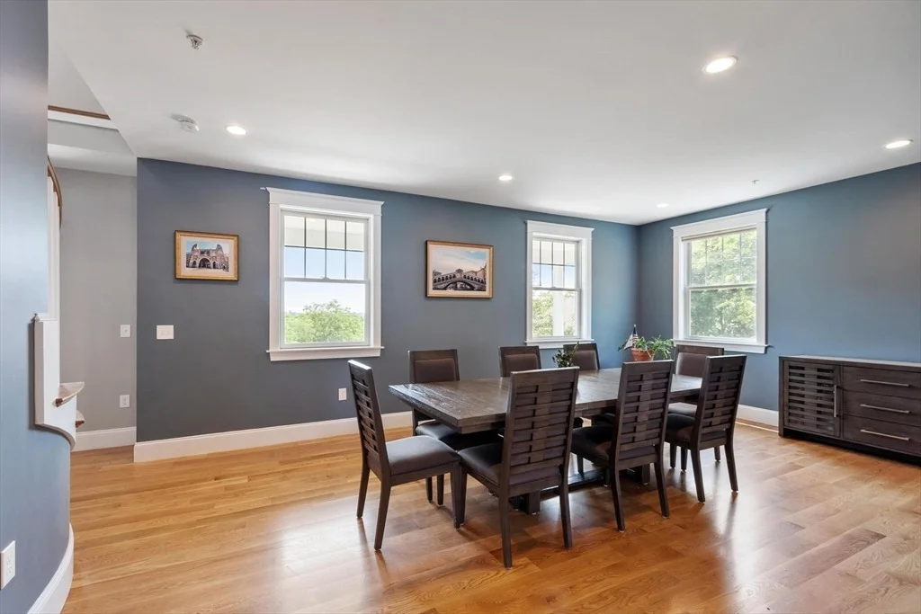 Photo of 7 Bridle Spur Ln