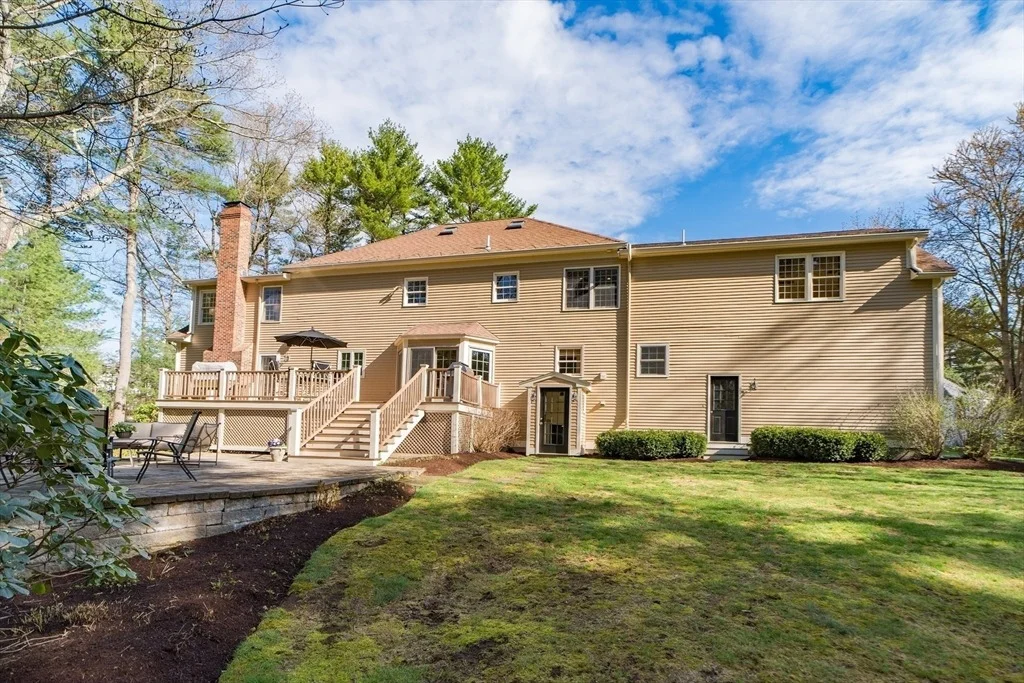 Photo of 1 Chestnut Ln