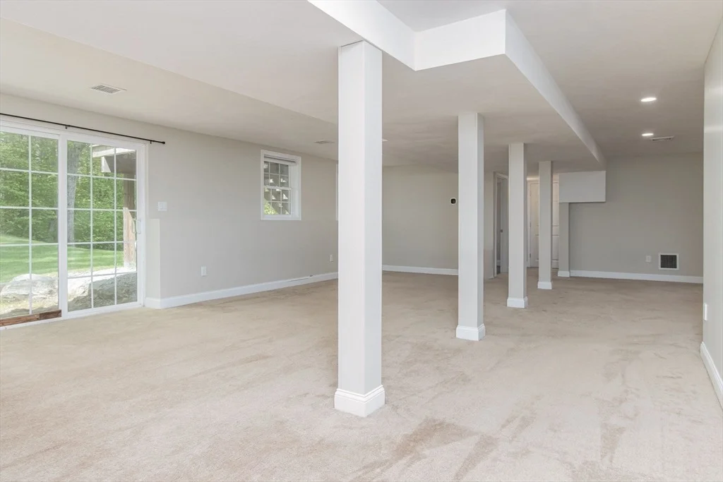 Photo of 78 Tavern Rd