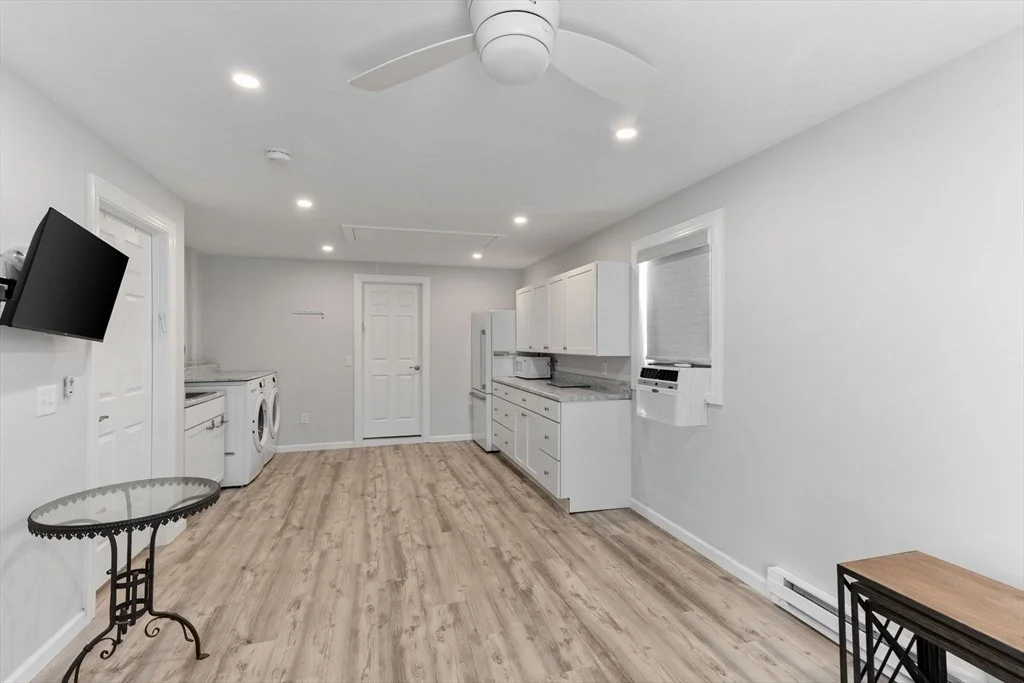 Photo of 8 Rathbun Willard Drive