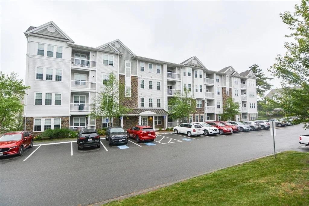 Photo of Unit 2003 at 62 Abigail Way
