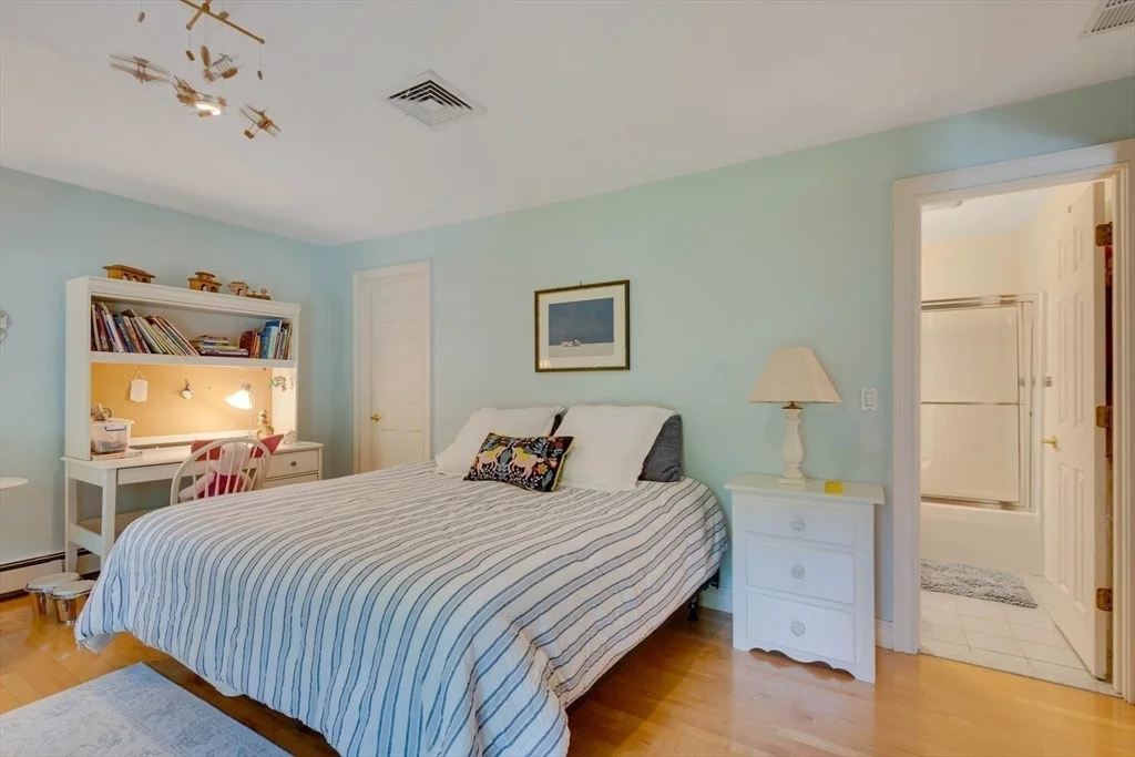 Photo of 4 Wren Circle