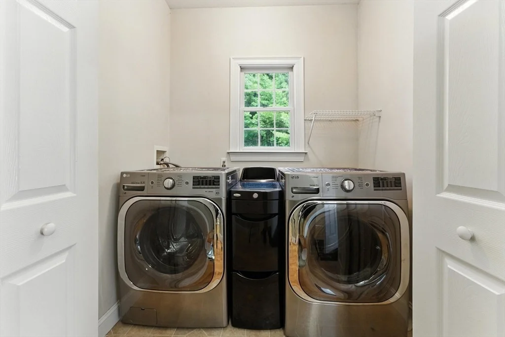 Photo of 30 Radisson Ln