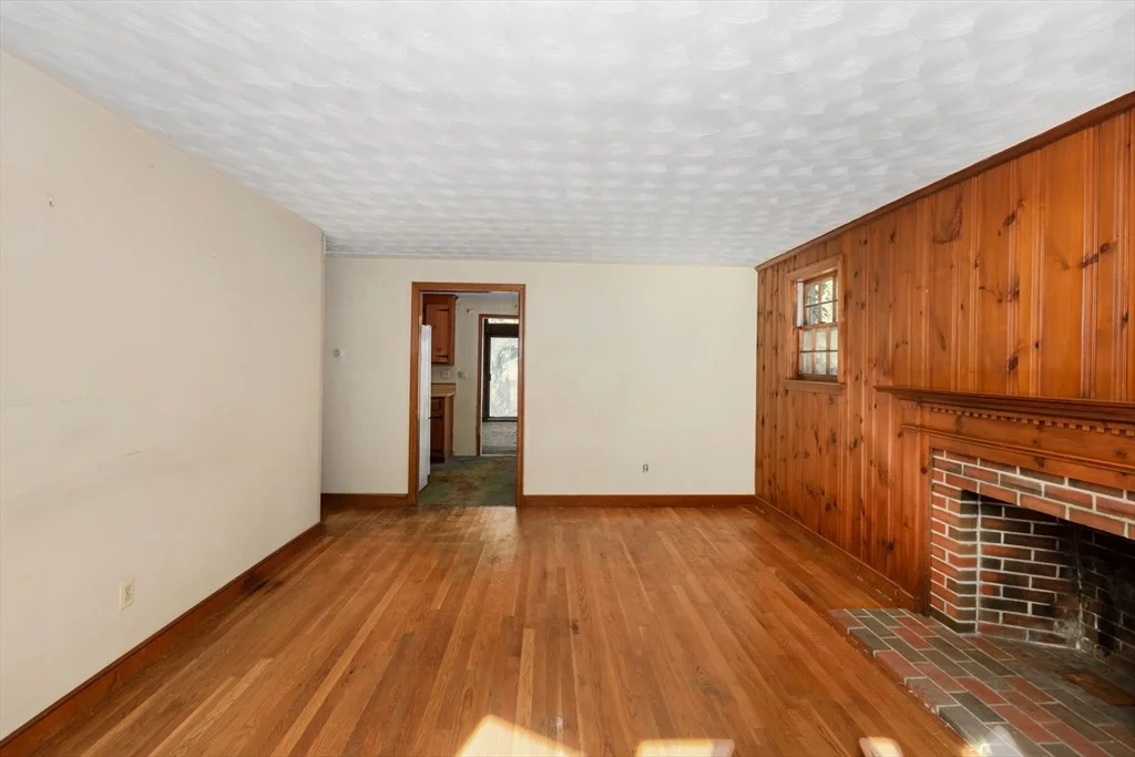 Photo of 103 Elm St