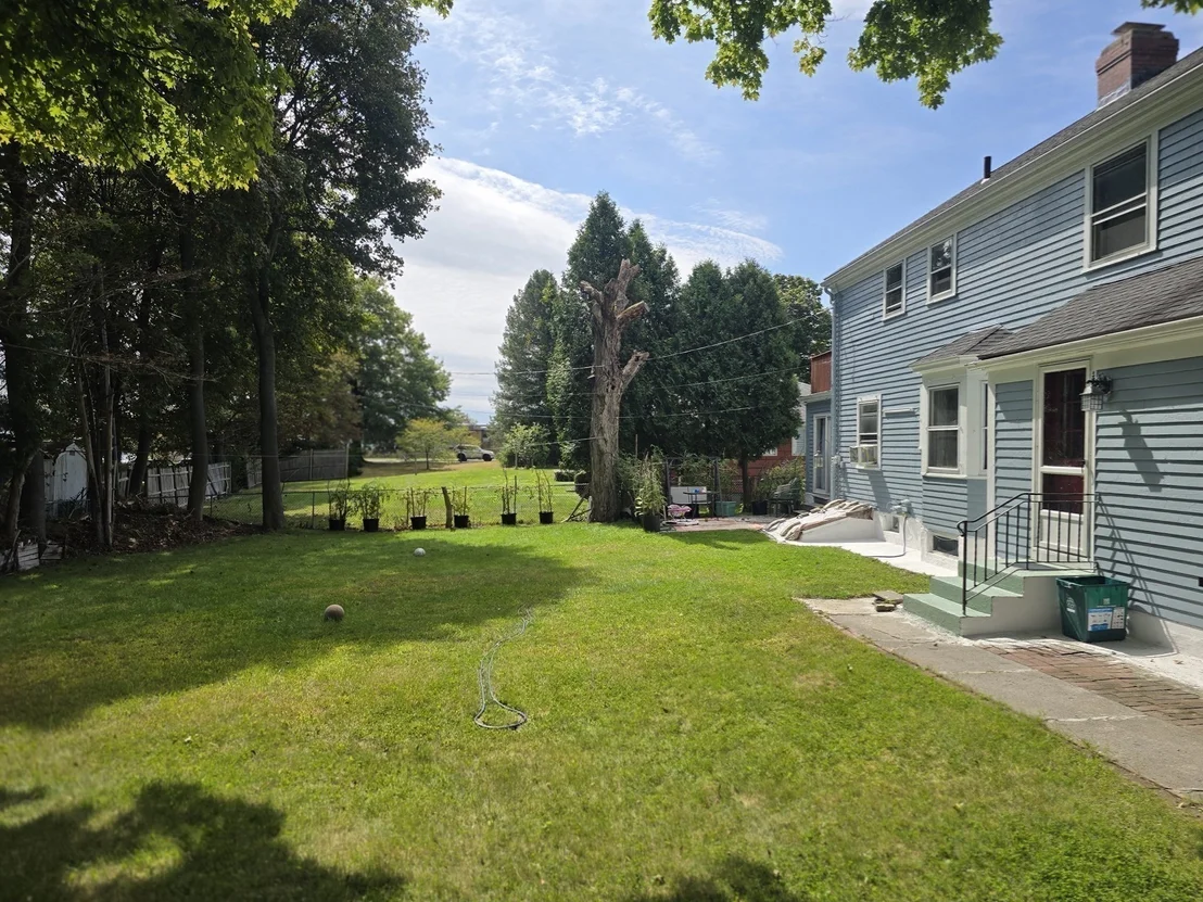 Photo of 203 Burncoat St