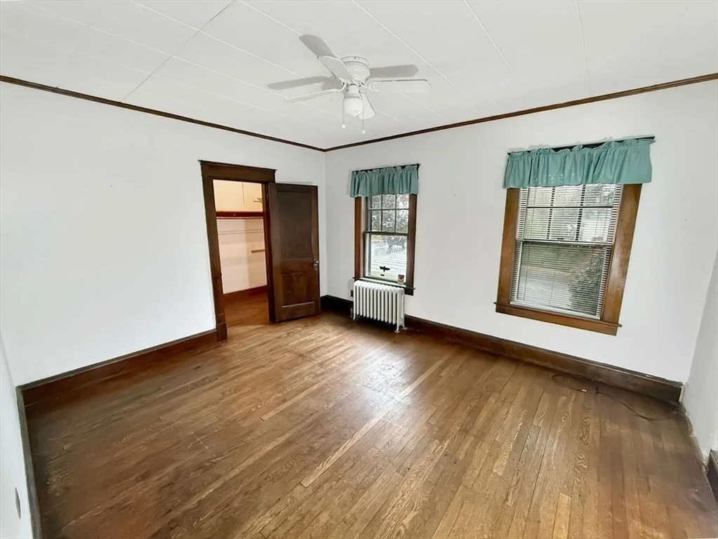 Photo of 575 Beacon St