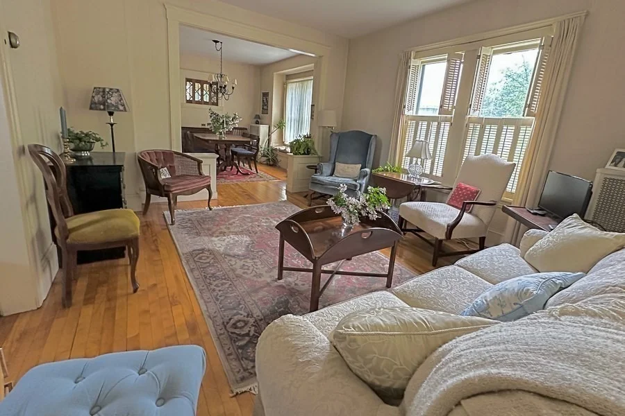 Photo of 169 Whitmarsh Ave
