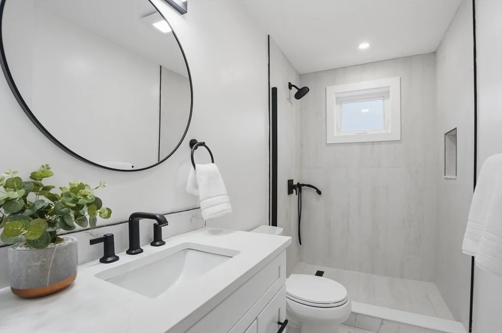 Photo of 44 Lakeview Terrace