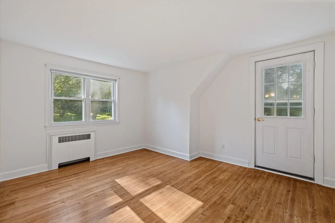 Photo of 39 Southbridge Rd