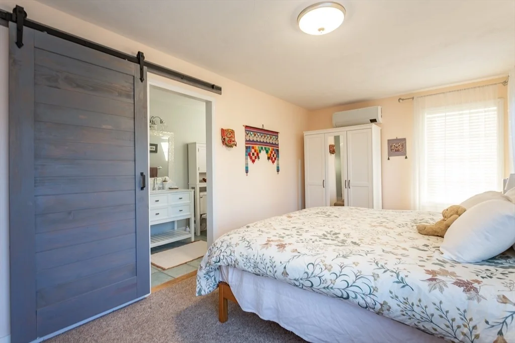 Photo of 39 Veranda Ave