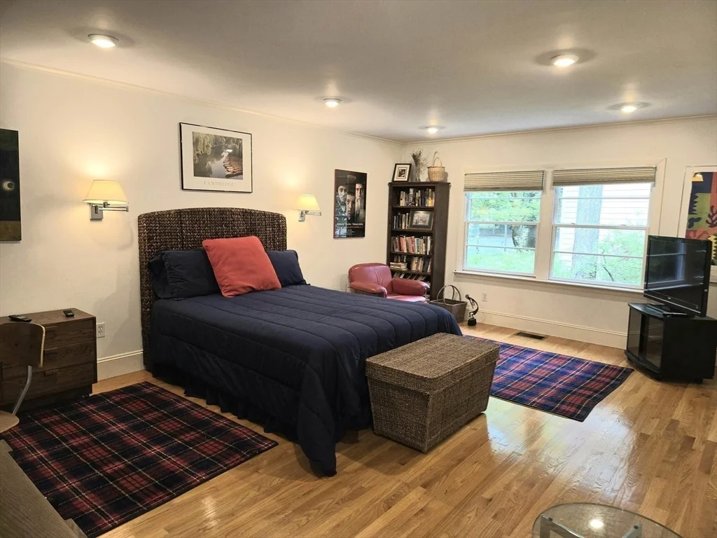 Photo of 140 Paulson Rd