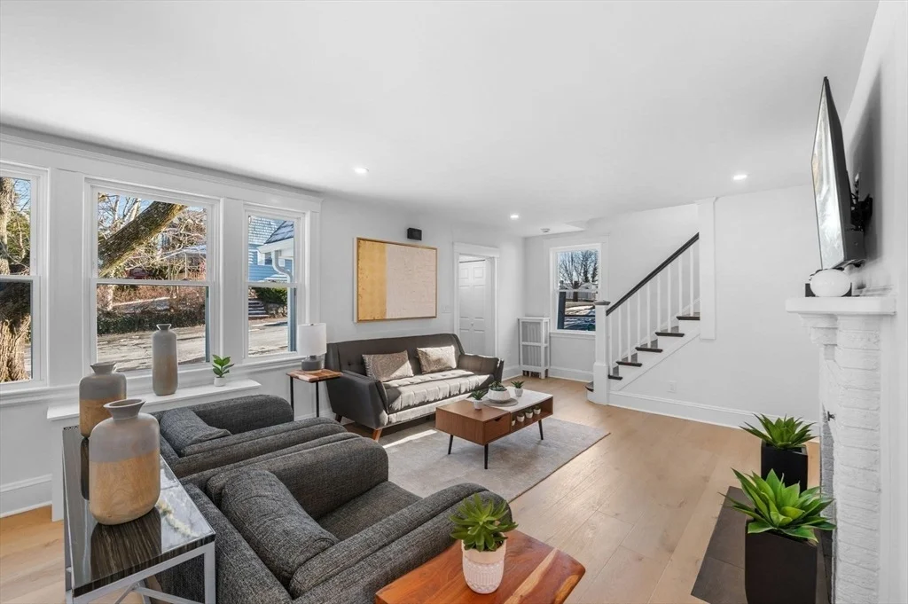Photo of 30 Burdett Road