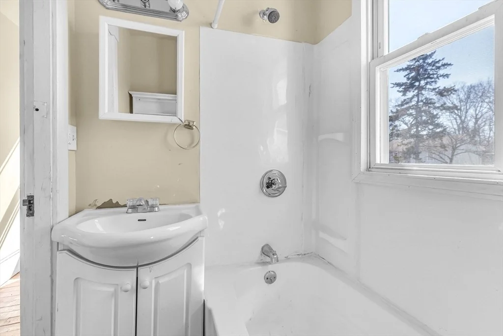 Photo of 274 Commonwealth Ave