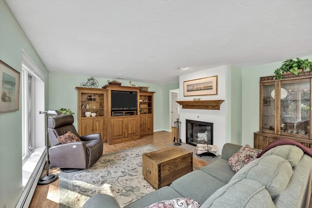 Photo of 17 Thatcher Holway Road