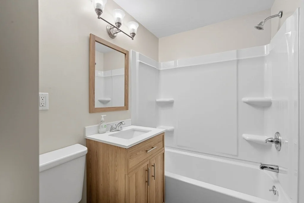 Photo of 35 Juniper Dr