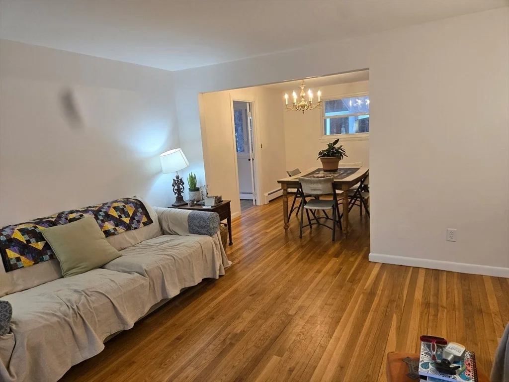 Photo of 48 Spring Ln