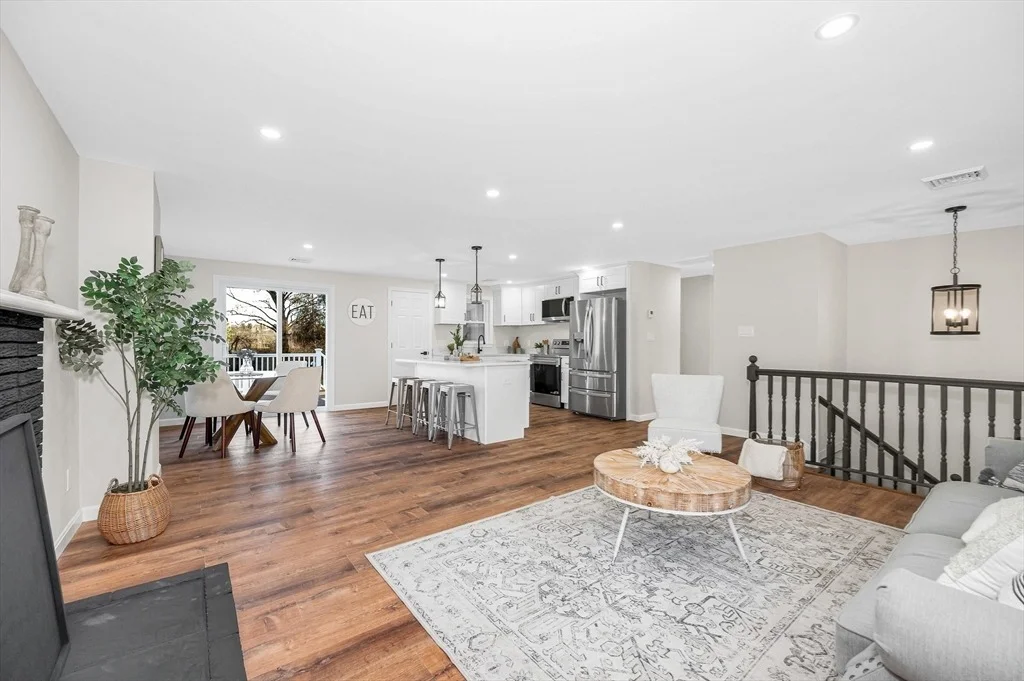 Photo of 4 Melody Ln