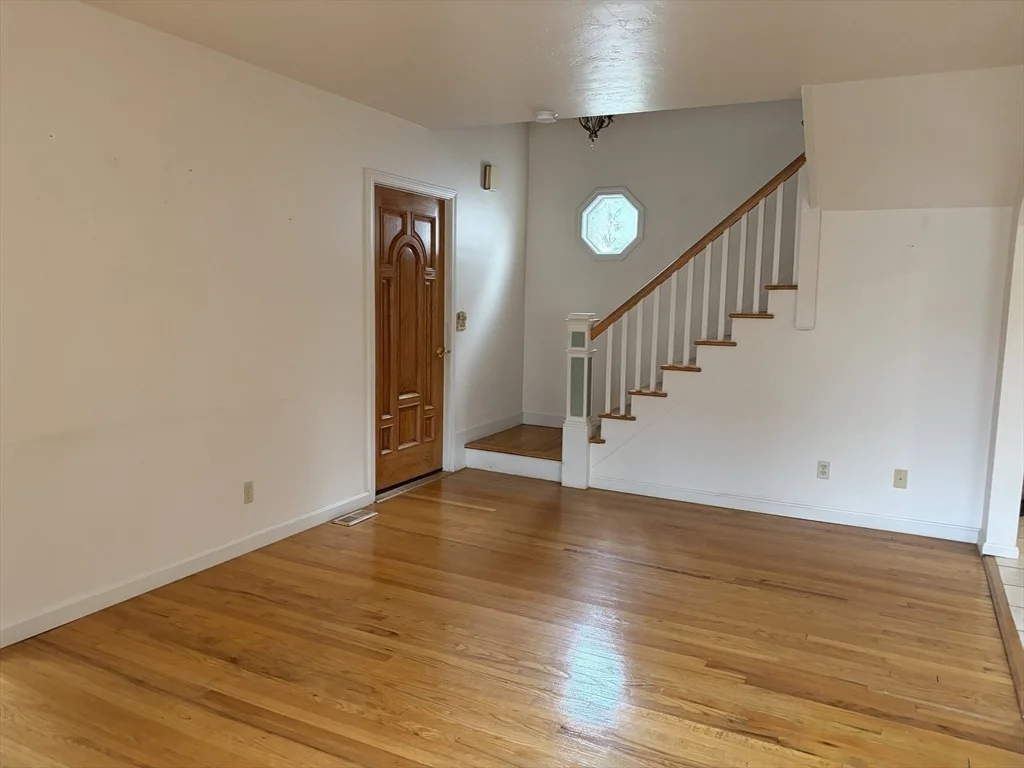Photo of 270 Coburn Ave