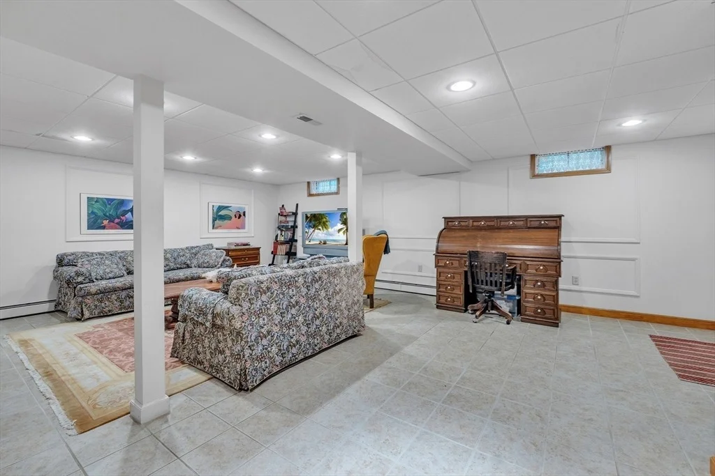 Photo of 143 Charlton Rd