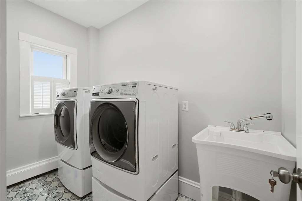 Photo of 2 Ocean Avenue
