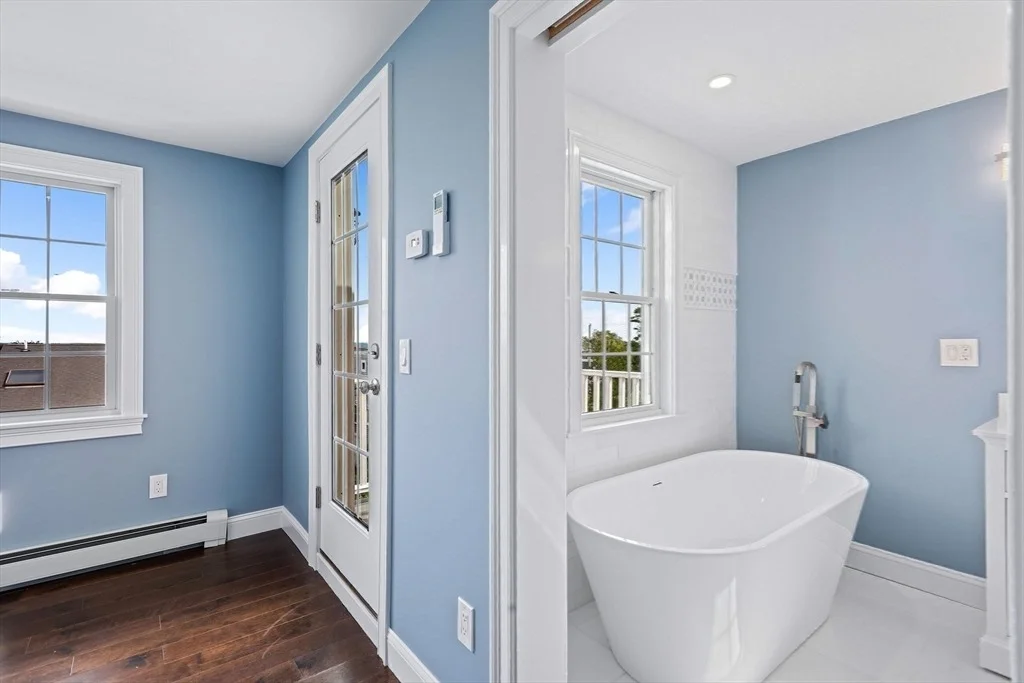Photo of 61 Tupper Ave