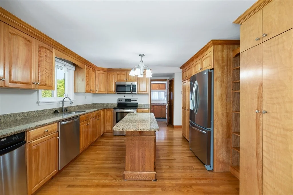 Photo of 16 Laurent Road