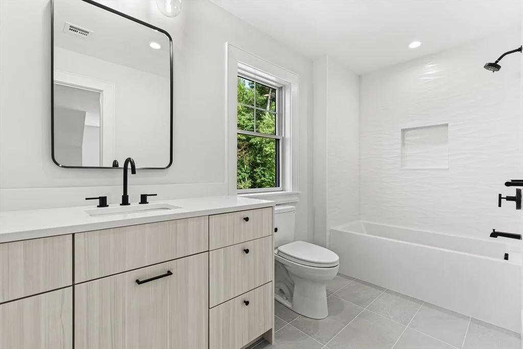 Photo of 133 Lawton Road