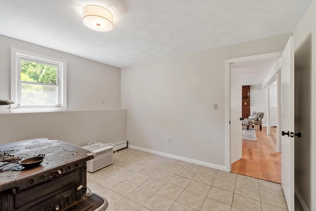 Photo of 7 Locust Street