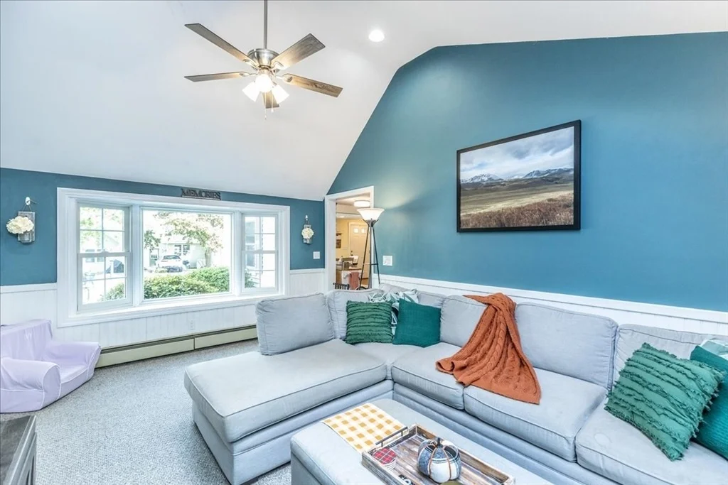 Photo of 34 Roosevelt Ave