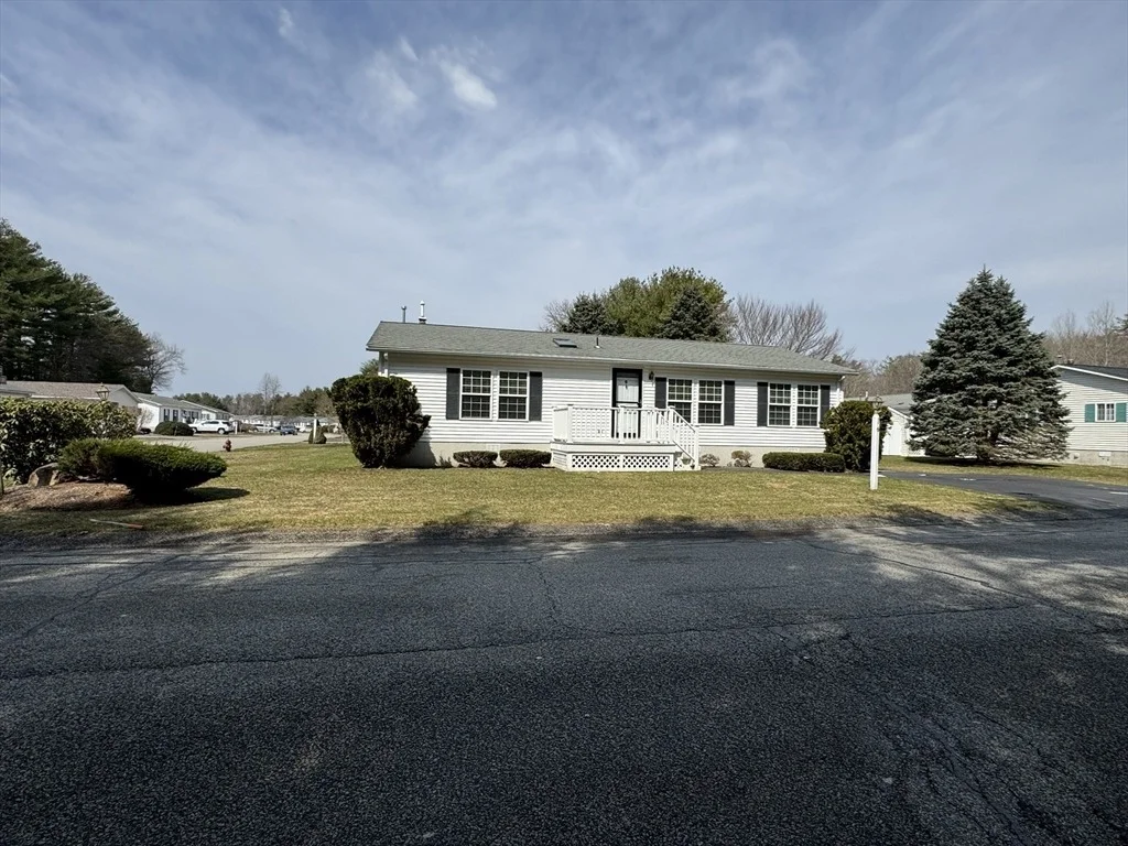 Photo of 6 Edgewood Drive